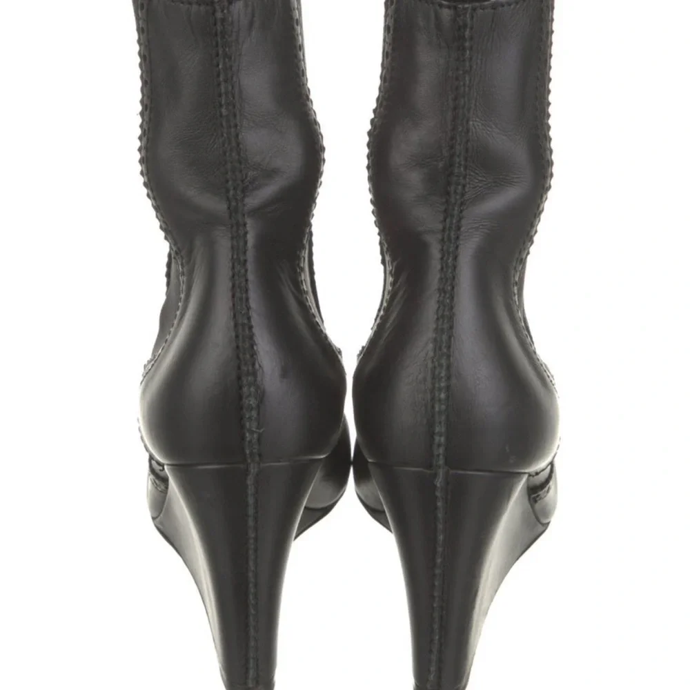 Balenciaga Leather Ankle Chelsea Boots Women size 9.5 - Picture 4 of 5